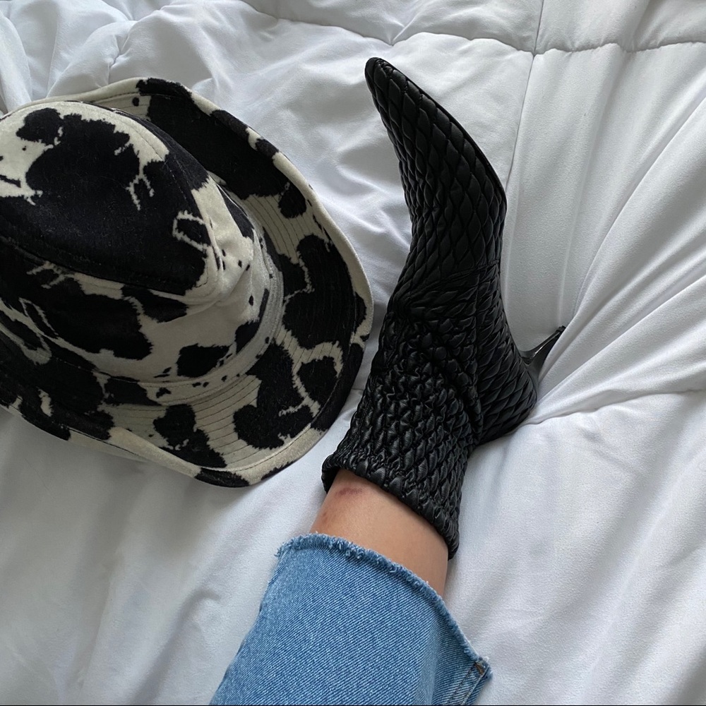 Donald Pliner sock boots 7.5